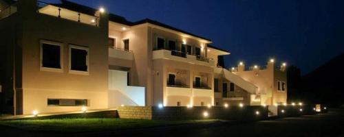 Elaia Apartments | Ενοικιαζόμενα Δωμάτια - Καλπάκι